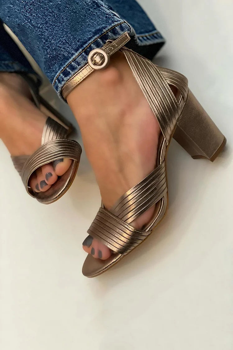 SANDALES À BRIDES ÉLÉGANTES