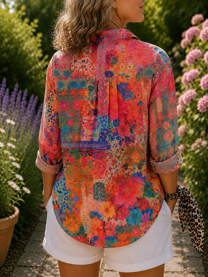 Anica | Blouse Artistique Vibrante avec Boutonnage