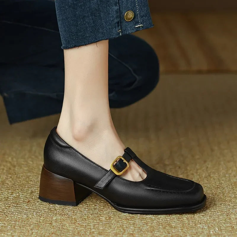 Ysolenne | Classiques élégants escarpins T-Strap
