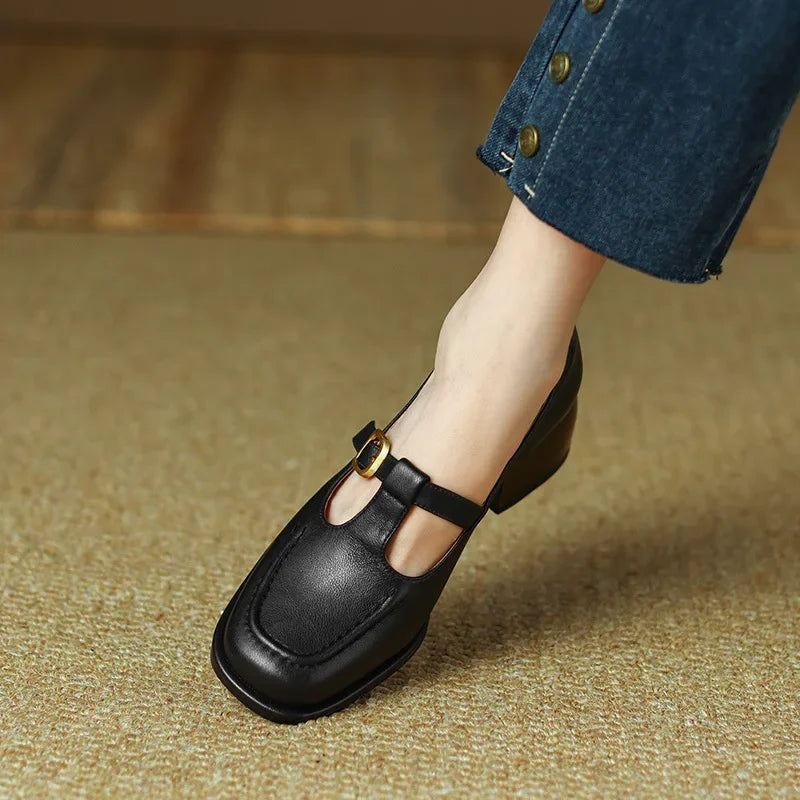 Ysolenne | Classiques élégants escarpins T-Strap