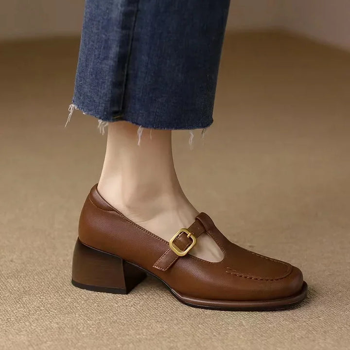Ysolenne | Classiques élégants escarpins T-Strap