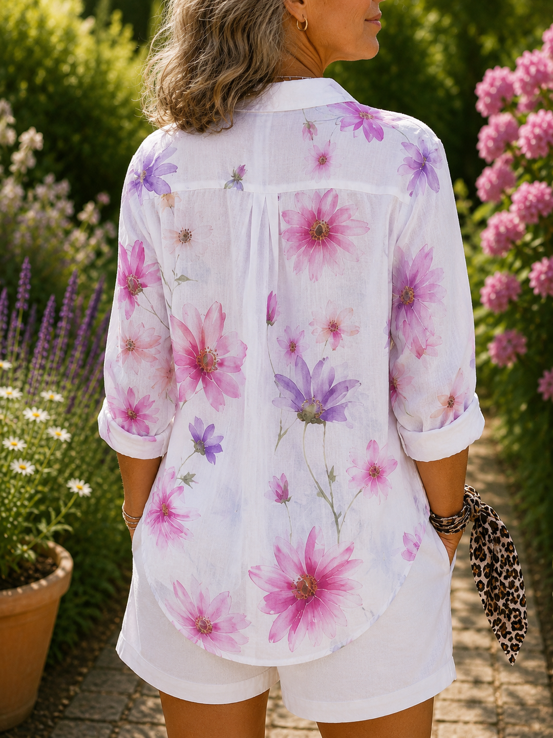 Alice | Blouse Artistique Vibrante avec Boutonnage