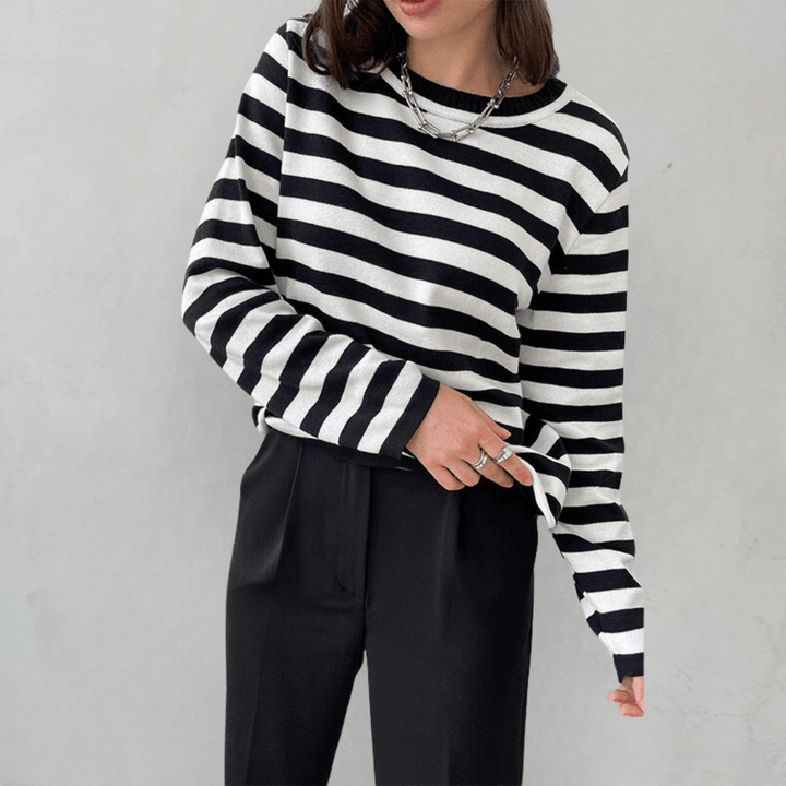 Pull Dagmar Stribet