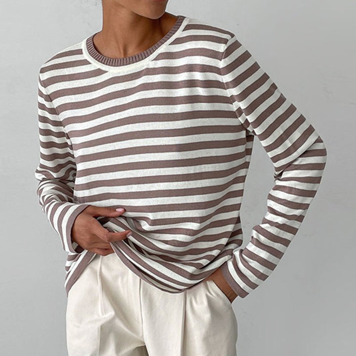 Pull Dagmar Stribet